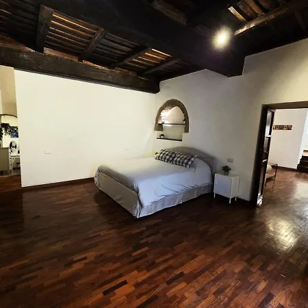 Vicolo Del Borgo Apartment *